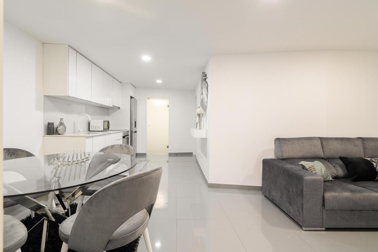 Host Wise - Spacious Noble Apartaments Ace Location ポルト エクステリア 写真